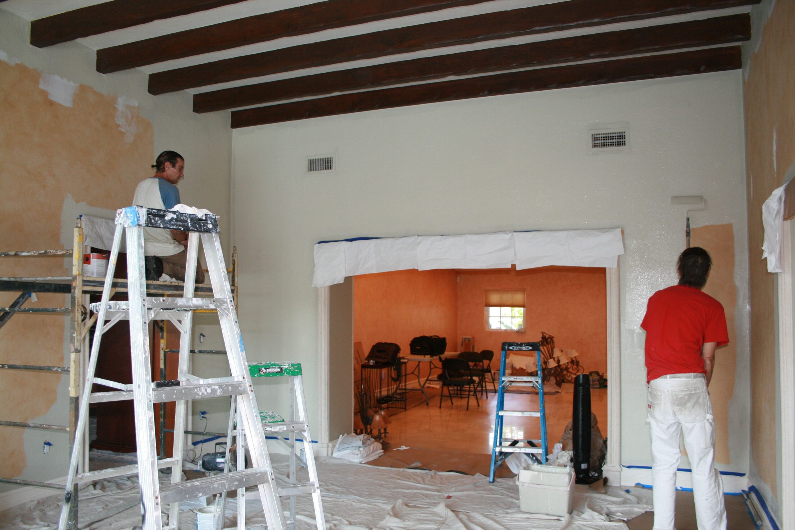 residential house painters in West Lake Hills